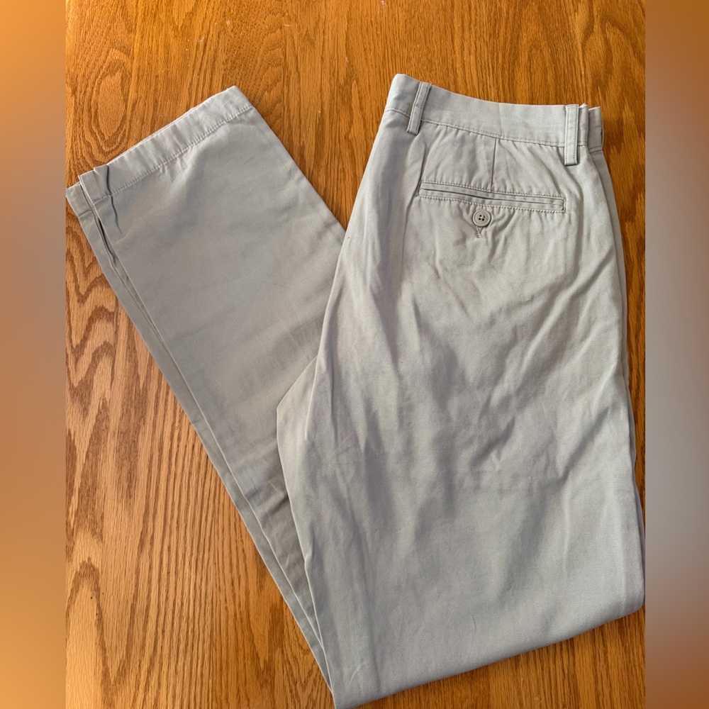 J Crew The Sutton Summerweight Chino Light Grey  Flat Front Pants Mens 29 X 32